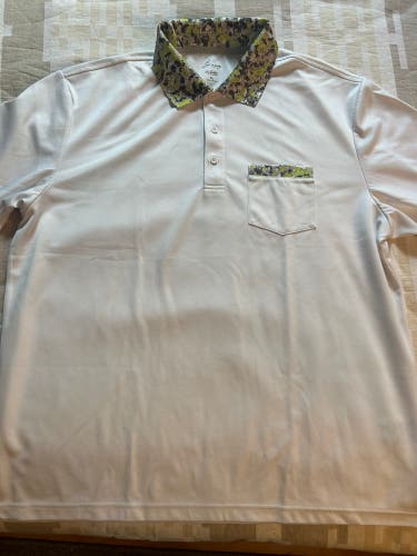 White XL Men's Shirt (Used)