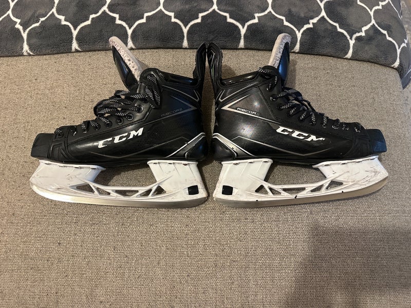 CCM RibCor 76K Hockey Skates Regular Width 9.5 (Used)