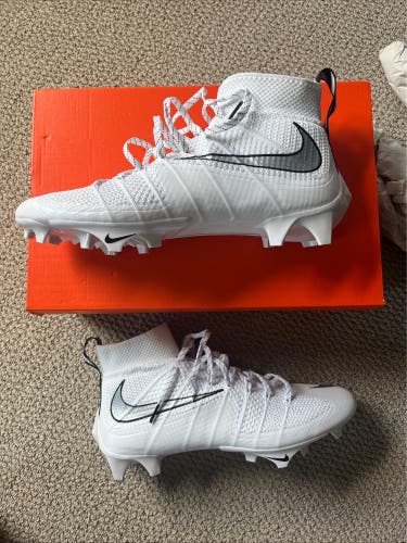 Men's Size M 11.5 (W 12.5) Nike Vapor Untouchable 360