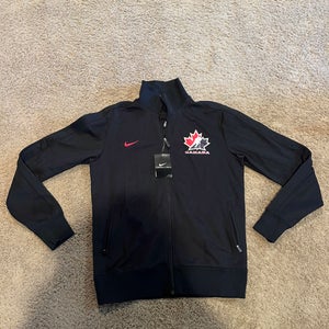 Team Canada Nike Hockey Full-Zip Jacket – Men’s Medium – NWT (New With Tags)