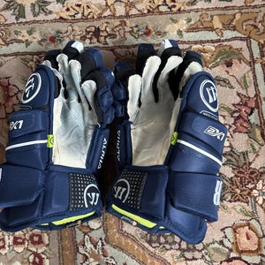 Warrior Hockey Gloves
