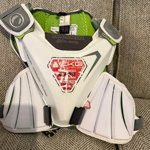 Small Adult Maverik MAX EKG Shoulder Pads (Used)