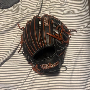 Wilson A2000 RH Infield Baseball Glove 11.5" (Used)