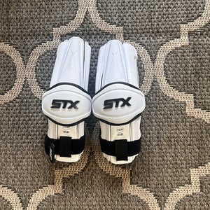 Medium Youth STX Stallion 1k Arm Pads (Used)