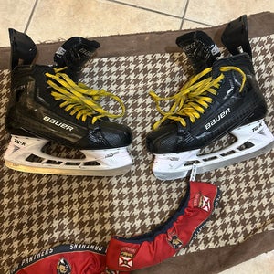 2024 Bauer Supreme Mach Hockey Skates Wide Width Pro Stock 9.5 (Used)