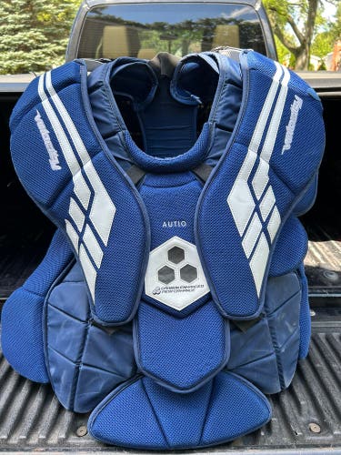 Large Vaughn VE8 Pro Carbon Goalie Chest Protector Pro Stock (Used)