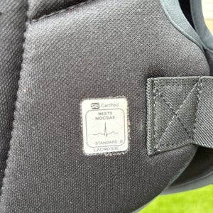 Medium Youth STX Shoulder Pads (Used)