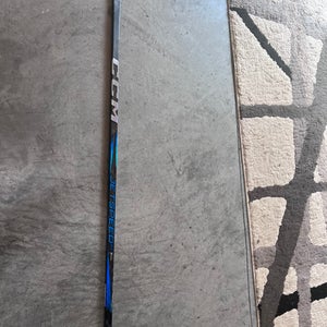 Senior CCM Jetspeed FT7 Pro Right Handed Hockey Stick P28 (Used)