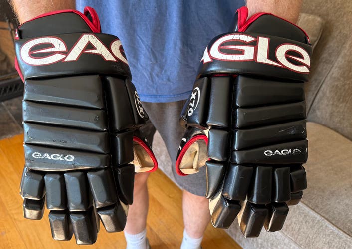 Eagle X70 Gloves 14" (Used)
