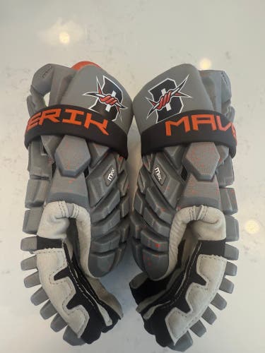 Maverik Denver Outlaws Max Lacrosse Gloves 13" (Used)