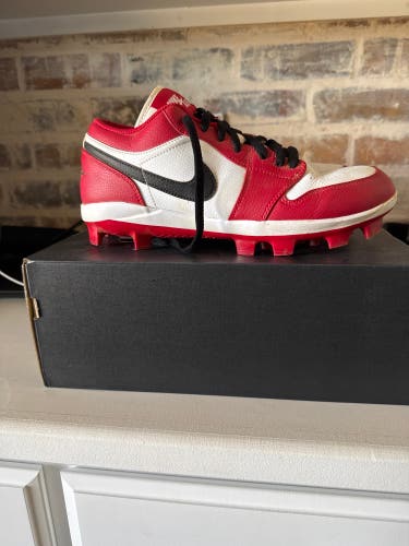 Red Men's Size M 11.0 (W 12.0) Adult Jordan Low Top Molded Cleats (Used)