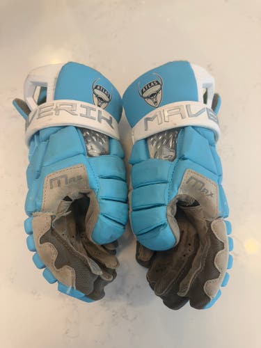 Maverik Max New York Atlas Lacrosse Gloves 13" (Used)