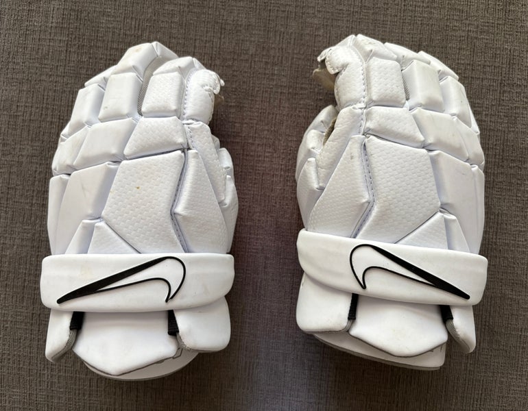 Nike Vapor select Lacrosse Gloves Small (Used)