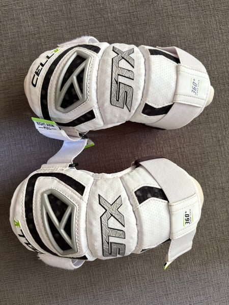 Small Youth STX Cell V Arm Pads (Used)