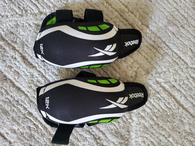 Reebok (Used) Elbow Pads Junior Small