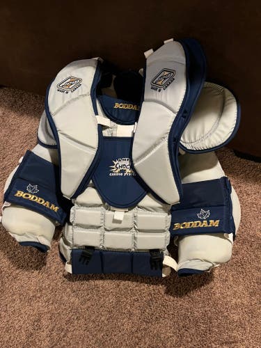 Large Goalie Chest Protector (Used)