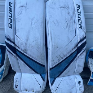 XS 2018 Bauer Supreme S29 Goalie Leg Pads (Used)