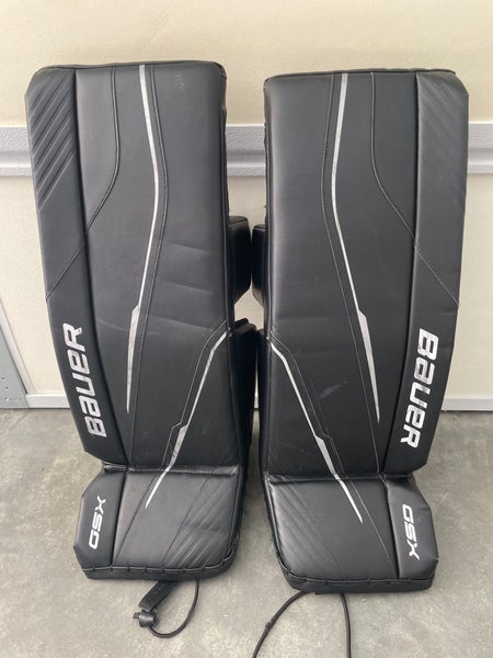 Large 2023 Bauer GSX Goalie Leg Pads (Used)