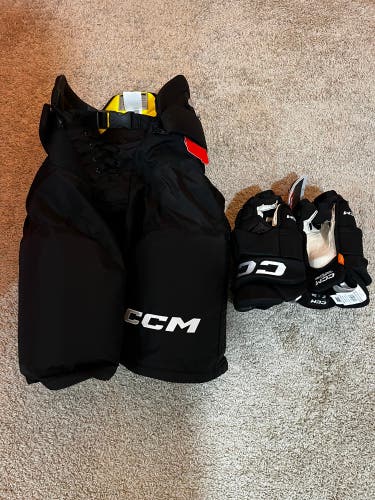 Men's Senior Small CCM HPTK Hockey Pants Pro Stock (New)