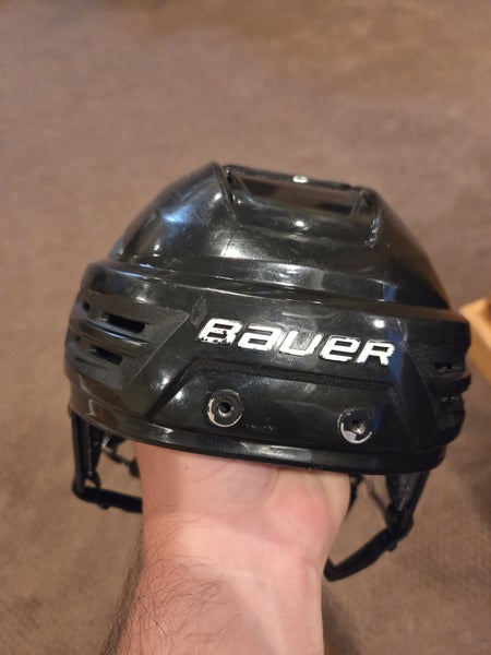 Small Bauer Re-Akt 85 Helmet (Used)