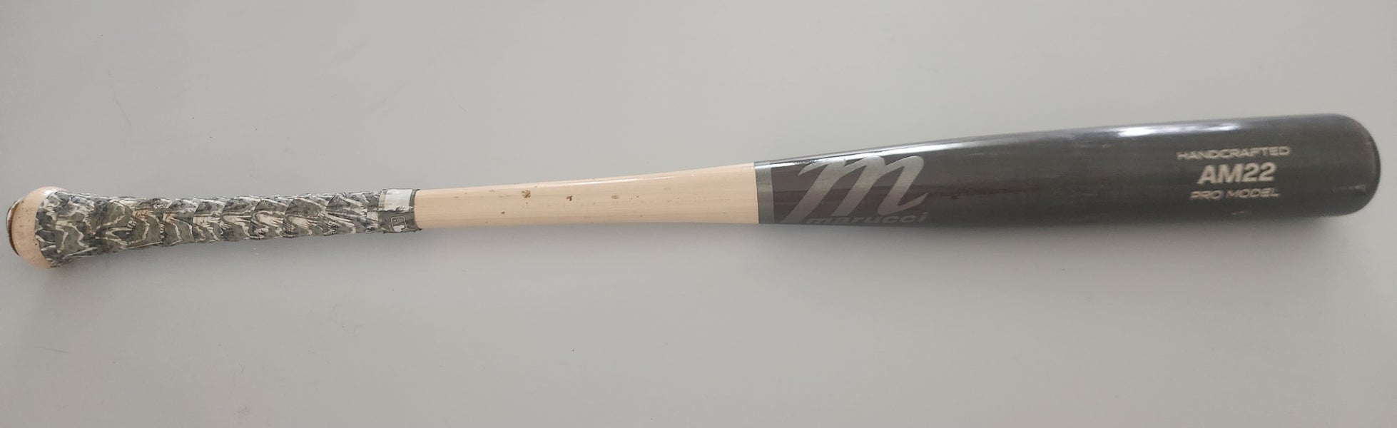 Marucci AM22 Maple Bat (-3) 29 oz 32"