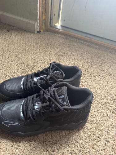 Men's Size M 12.0 (W 13.0) Puma Shoes (New)