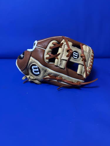 Wilson A500 RH Infield Baseball Glove 11" (Used)