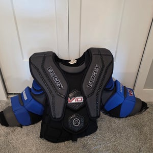 Small / Medium Vaughn V10 Goalie Chest Protector (Used)