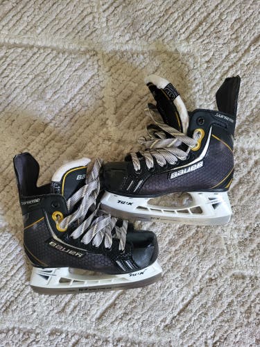 Bauer Supreme One.6 Hockey Skates Regular Width 11 (Used)