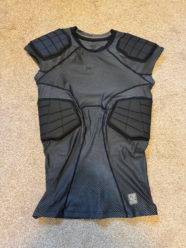 Gray Medium Men's Nike PRO COMBAT HYPERSTRONG 4 PAD Compression base layer tank top (Used)