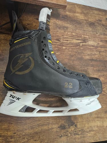 Bauer Supreme 2S Pro skates size 9