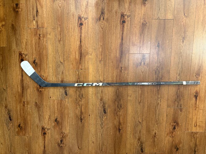 Intermediate CCM Jetspeed FT7 Pro Right Handed Hockey Stick P29 (Used)