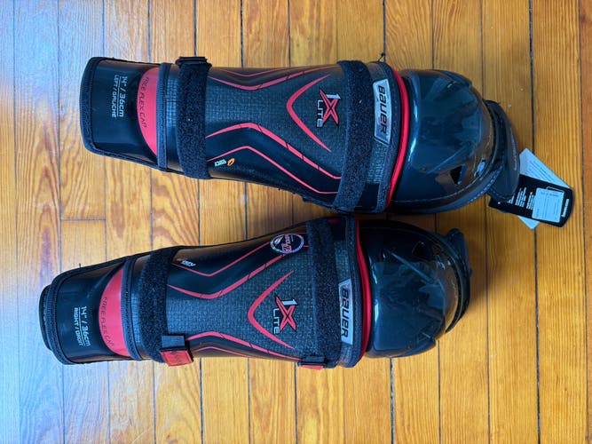 New Senior Bauer 14" Vapor 1X Lite Shin Pads Item#AR17N