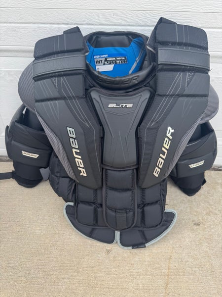 Medium Bauer Elite Goalie Chest Protector (Used)
