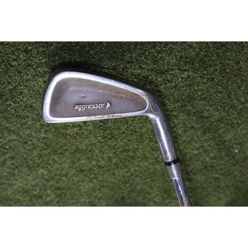 Wilson Aggressor R Flex Golf 3 Iron 39 RH / 1B-S346