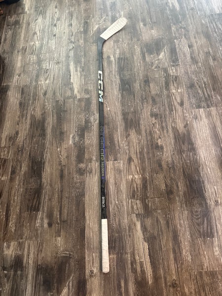 Senior CCM RibCor Trigger 9 Pro Right Handed Hockey Stick P28 (Used)