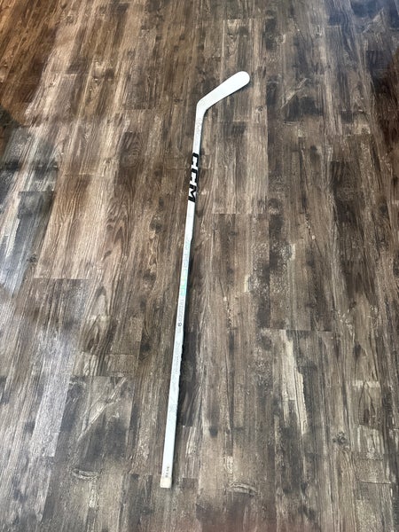 Senior CCM RibCor Trigger 9 Pro Right Handed Hockey Stick P29 (New)