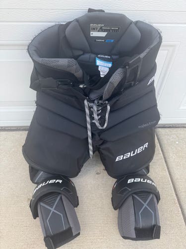 Intermediate Medium Bauer Elite Hockey Goalie Pants (Used)