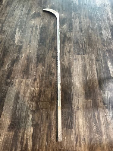 Senior Bauer Proto-R Right Handed Hockey Stick P92 (Used)