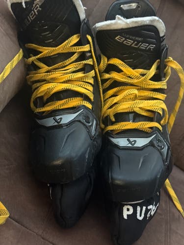 2024 Bauer Supreme Shadow Hockey Skates 9 (Used)