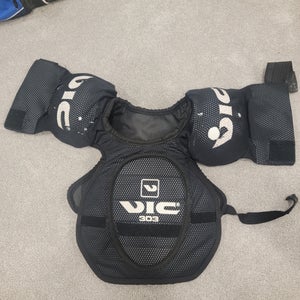 Medium Junior Vic 303 Shoulder Pads (Used)