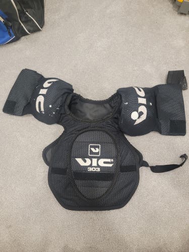 Medium Junior Vic 303 Shoulder Pads (Used)