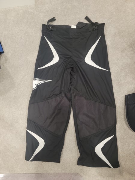 Men's Senior Medium Mission Axiom A3 Hockey Pants (New)