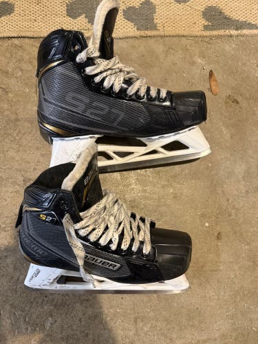 Bauer Supreme S27 Hockey Goalie Skates Regular Width 7 (Used)