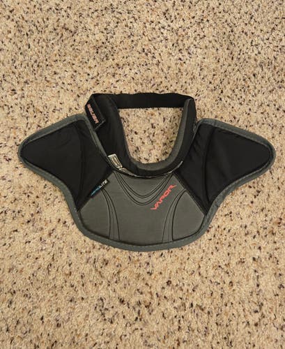 Senior Bauer Vapor Neck Guard (Used)