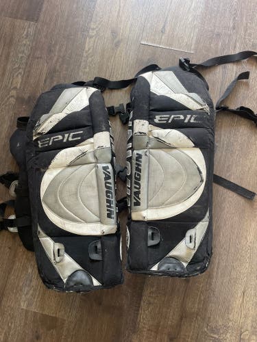 24" Vaughn Epic Goalie Leg Pads (Used)