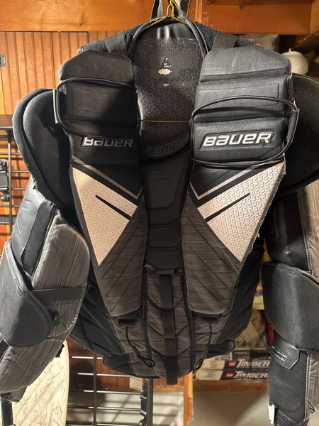 XL Bauer Supreme UltraSonic Goalie Chest Protector (Used)