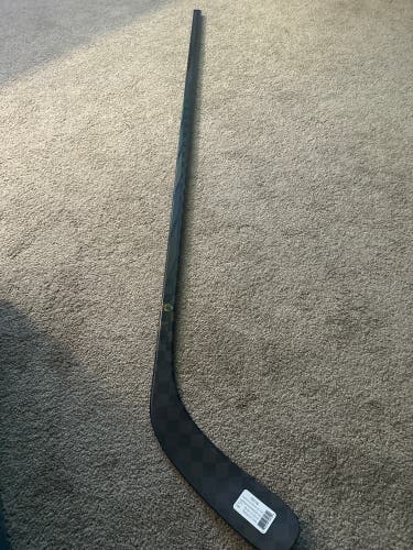 Intermediate Bauer Proto-R Left Handed 65 Flex Hockey Stick P28 (New)