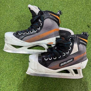 Bauer Performance Hockey Goalie Skates Regular Width Size 3.5 (Used)