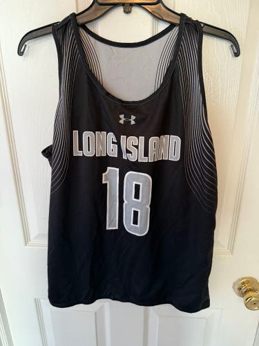 Under Armour Long Island Jersey #18, reversible Black and Gray